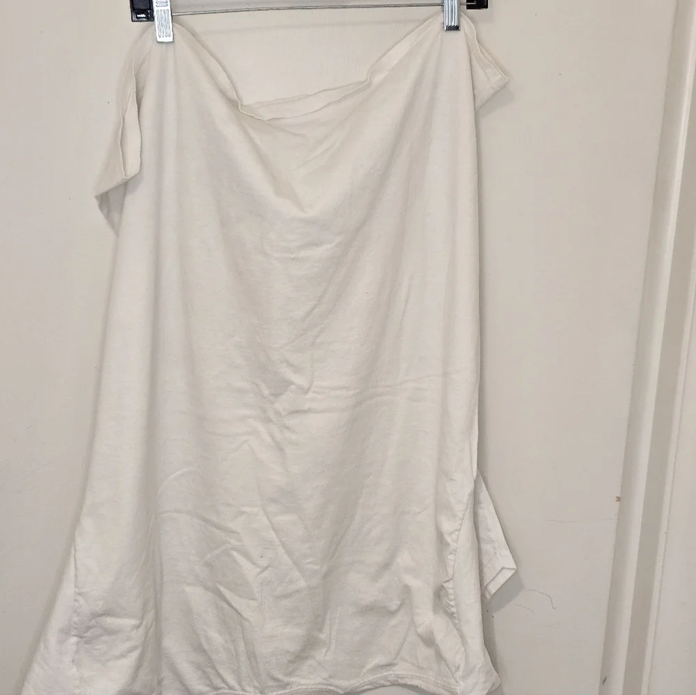 White T-Shirt with Dragon Print And Cute Message Size Mens 2x Hanes T-shirt - Picture 2 of 5